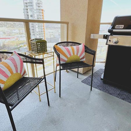 Apartament Downtown Waterfront Kelowna Oasis Newly Renovated 2Bed 2Bath Zewnętrze zdjęcie