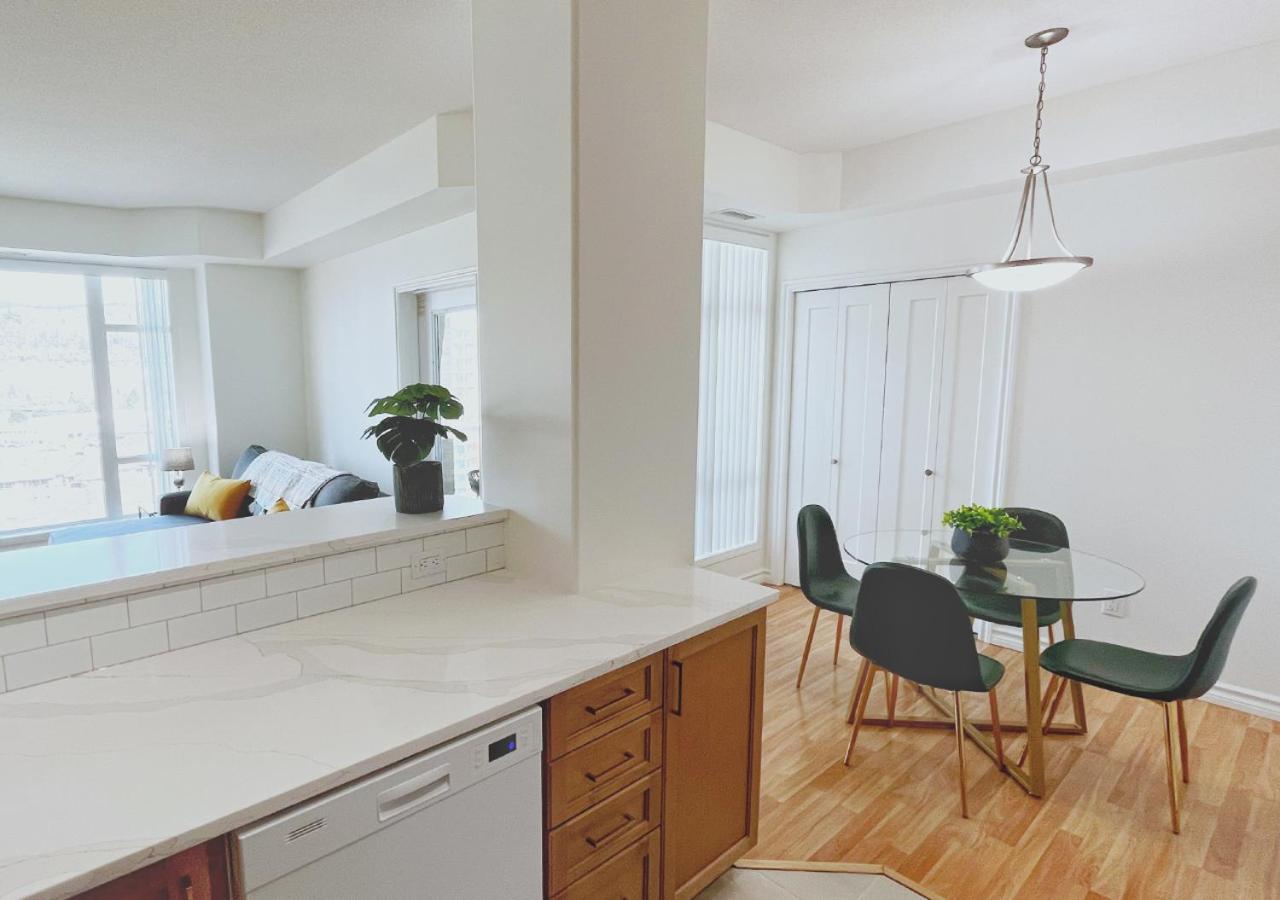Apartament Downtown Waterfront Kelowna Oasis Newly Renovated 2Bed 2Bath Zewnętrze zdjęcie